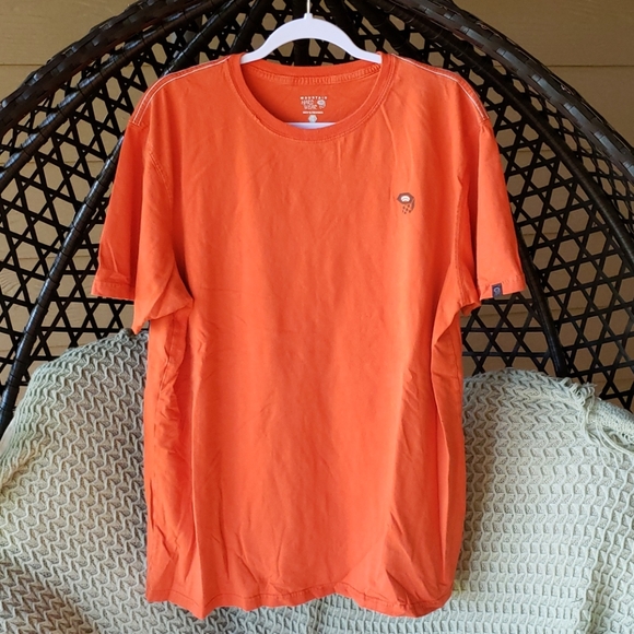 Mountain Hardwear Other - Men's Mountain Hardwear tshirt
